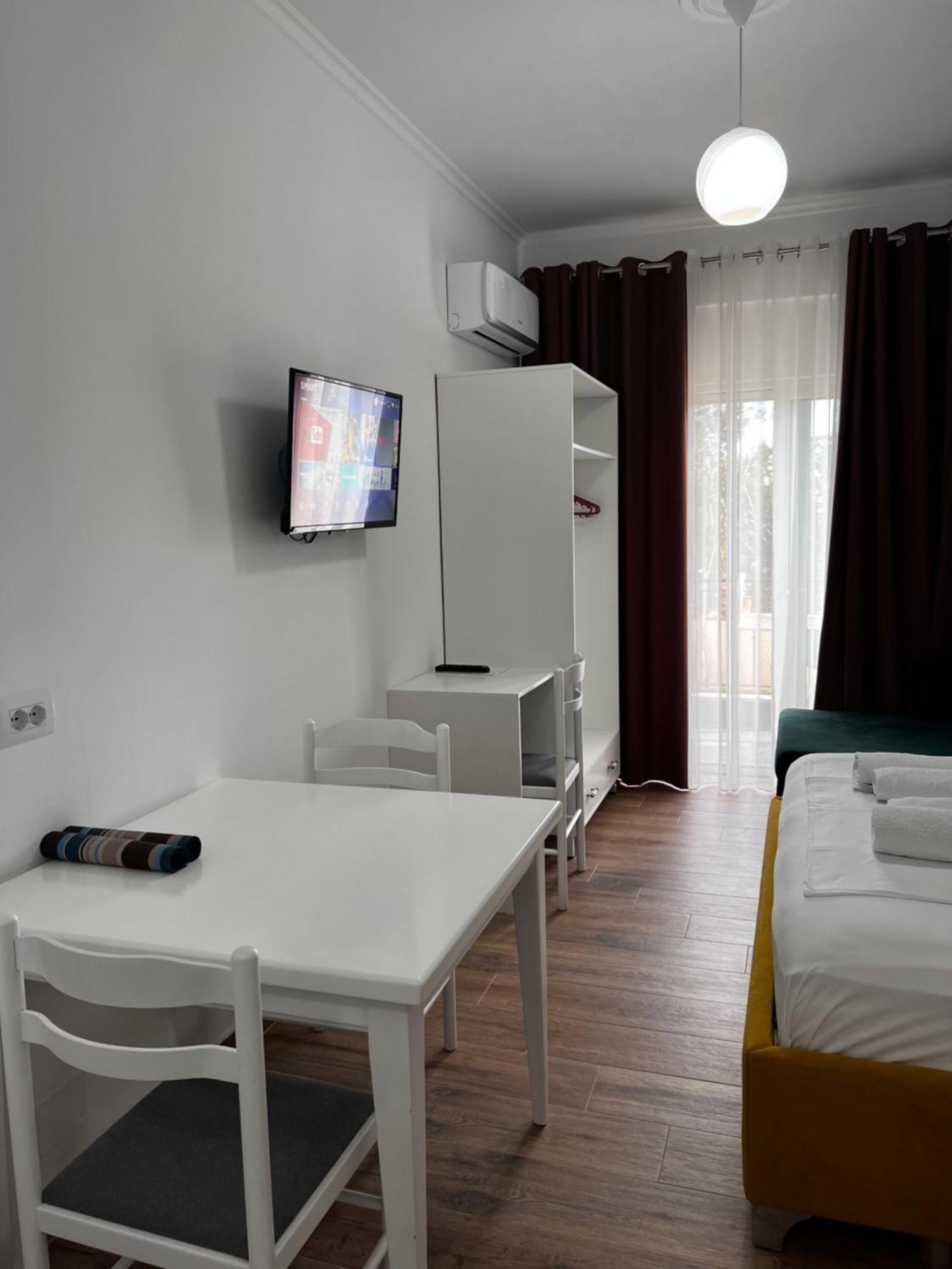 The Gwen Apartment ซารานเดอ ภายนอก รูปภาพ