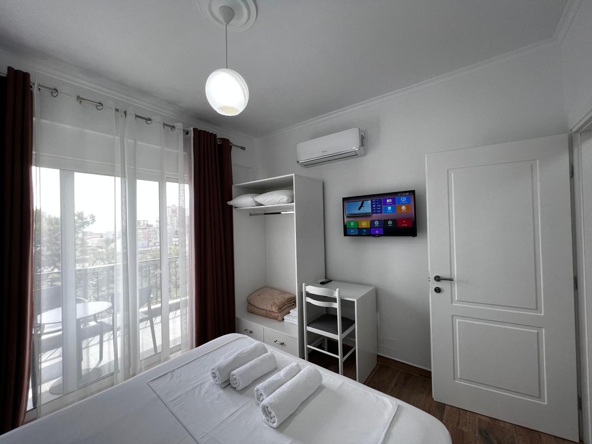 The Gwen Apartment ซารานเดอ ภายนอก รูปภาพ