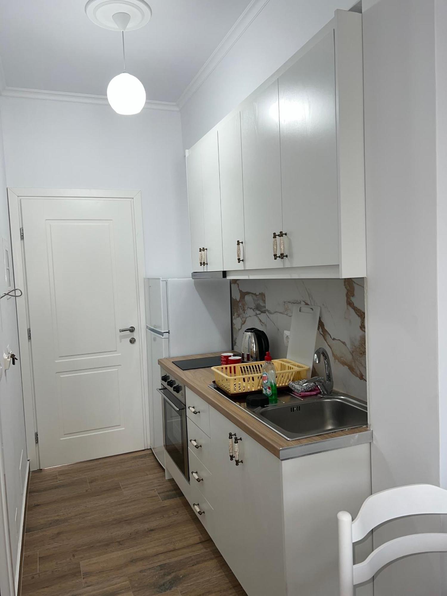 The Gwen Apartment ซารานเดอ ภายนอก รูปภาพ
