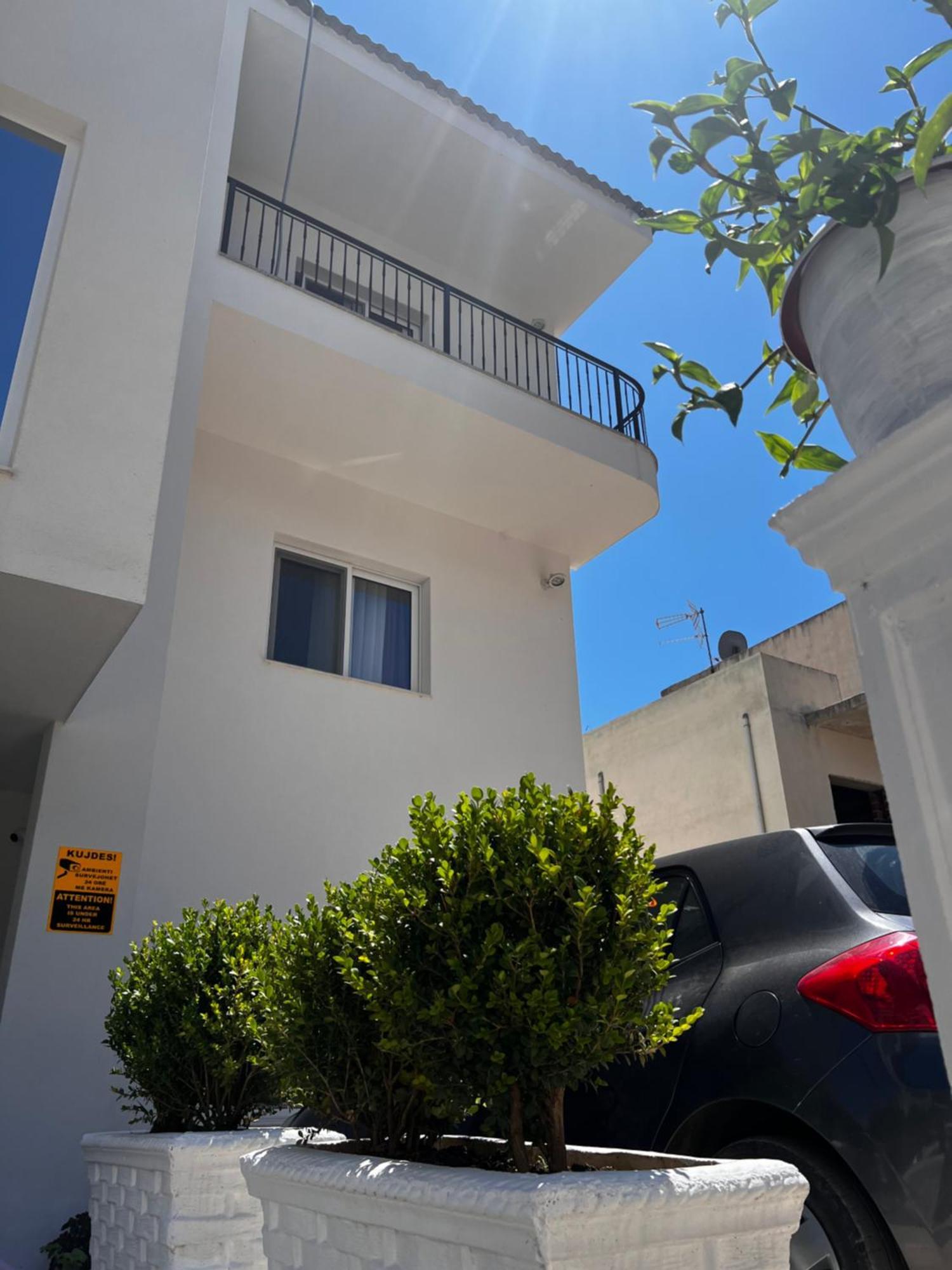 The Gwen Apartment ซารานเดอ ภายนอก รูปภาพ